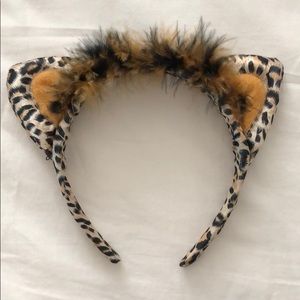 NWOT car ears headband